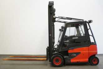 Použité vysokozdvižné vozíky LINDE E 40/600 H 388 ELEKTRO VIERRADFRONTSTAPLER (12990749)