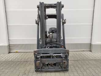 Použité vysokozdvižné vozíky LINDE E12-02/386 EVO ELEKTRO VIERRADFRONTSTAPLER (13042619)