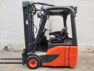 Použité vysokozdvižné vozíky LINDE E14-02 EVO ELEKTRO DREIRADFRONTSTAPLER (13055464)