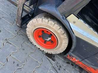 Použité vysokozdvižné vozíky LINDE E16-02 ELEKTRO DREIRADFRONTSTAPLER (13038466)