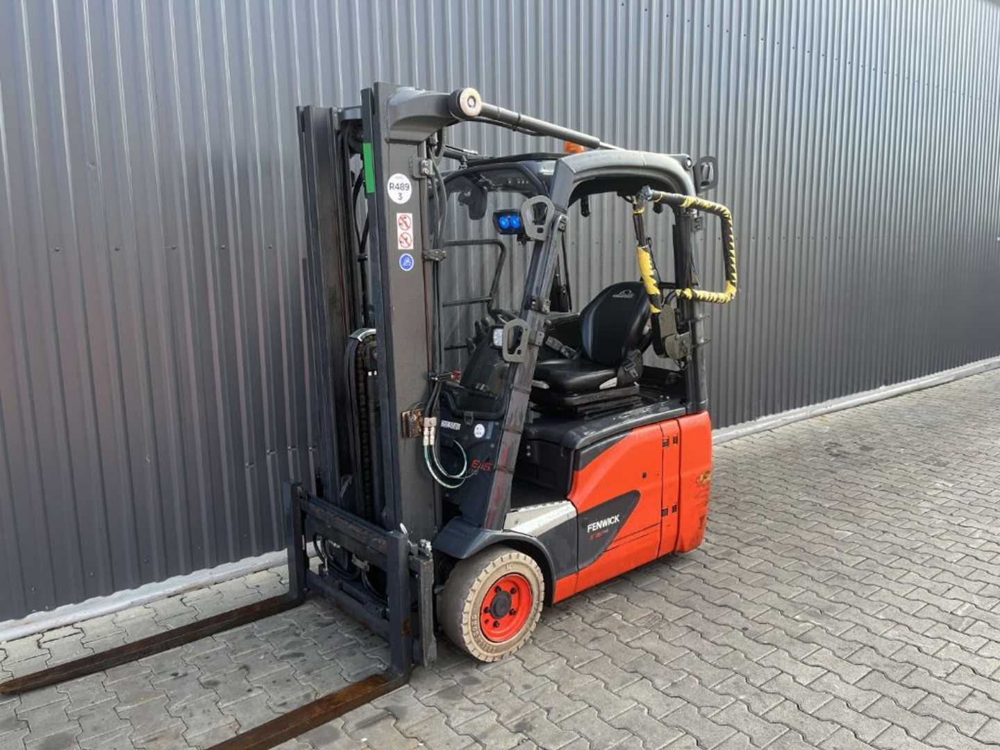Použité vysokozdvižné vozíky LINDE E16C-02 ELEKTRO DREIRADFRONTSTAPLER (13074890)