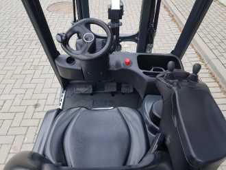 Použité vysokozdvižné vozíky LINDE E16C ELEKTRO DREIRADFRONTSTAPLER (13006358)