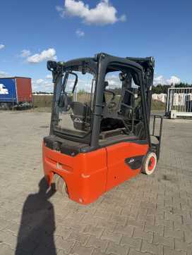 Použité vysokozdvižné vozíky LINDE E16L-02 ELEKTRO DREIRADFRONTSTAPLER (13071239)