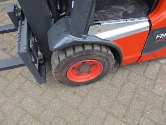 Použité vysokozdvižné vozíky LINDE E16L-02 ELEKTRO VIERRADFRONTSTAPLER (13042281)
