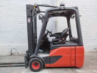 Použité vysokozdvižné vozíky LINDE E18-02 ELEKTRO DREIRADFRONTSTAPLER (13020342)