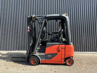 Použité vysokozdvižné vozíky LINDE E20PH-02 ELEKTRO VIERRADFRONTSTAPLER (13066516)