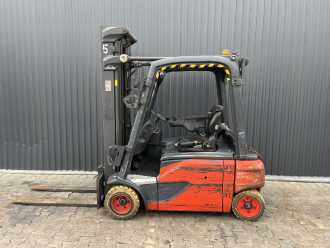 Použité vysokozdvižné vozíky LINDE E20PL-02 ELEKTRO VIERRADFRONTSTAPLER (13059878)