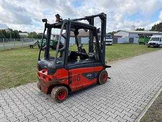 Použité vysokozdvižné vozíky LINDE E25L-01 Duplex ELEKTRO VIERRADFRONTSTAPLER (13066270)