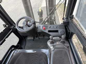 Použité vysokozdvižné vozíky LINDE E25L-01 ELEKTRO VIERRADFRONTSTAPLER (13075317)