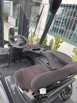 Použité vysokozdvižné vozíky LINDE E30 HL-01-600 ELEKTRO VIERRADFRONTSTAPLER (13049965)