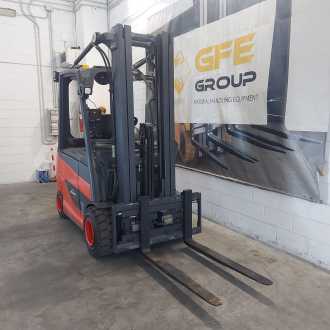 Použité vysokozdvižné vozíky LINDE E30H-01/600 ELEKTRO VIERRADFRONTSTAPLER (13059580)