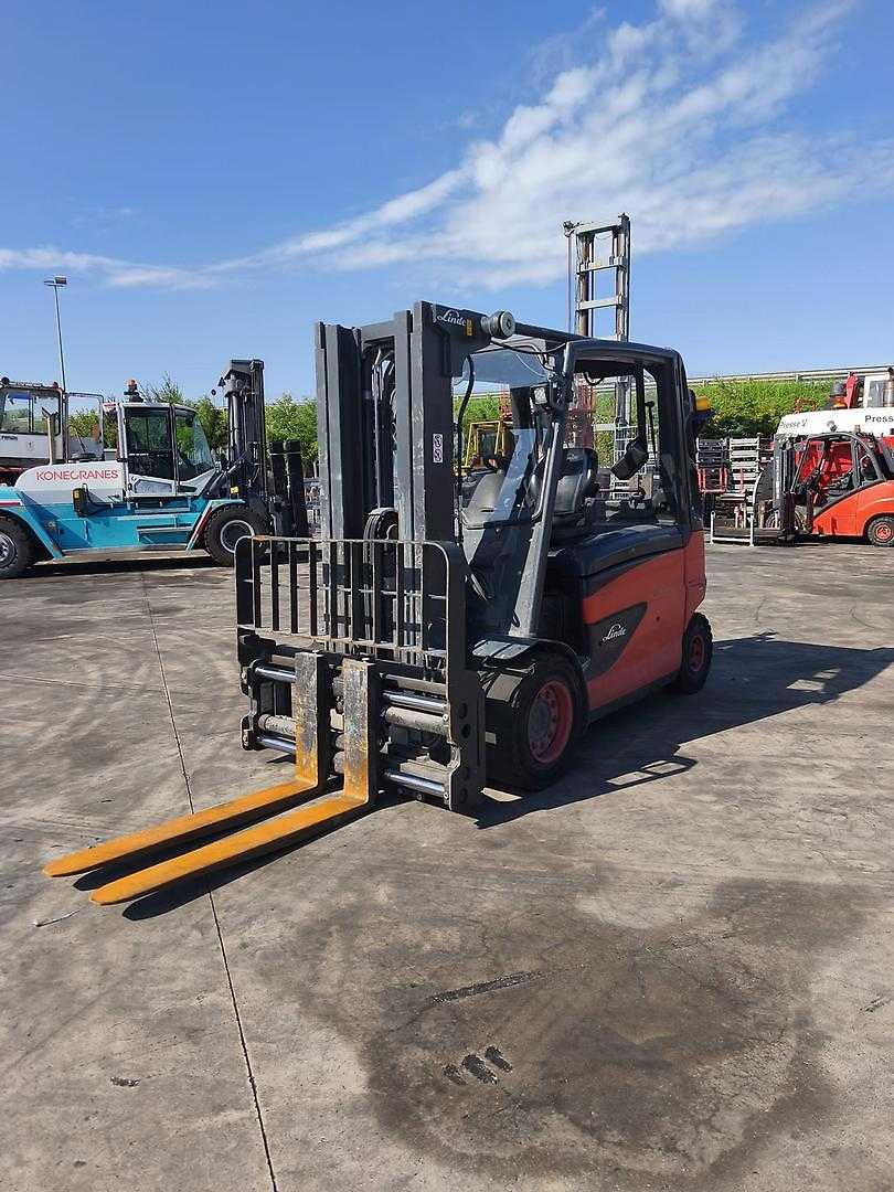 Použité vysokozdvižné vozíky LINDE E45L-01/600 ELEKTRO VIERRADFRONTSTAPLER (13071212)