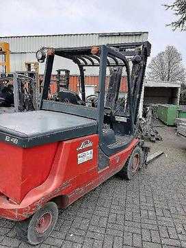 Použité vysokozdvižné vozíky LINDE E48 ELEKTRO VIERRADFRONTSTAPLER (13072105)