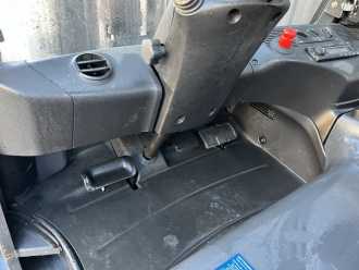 Použité vysokozdvižné vozíky LINDE E50HL-01 ELEKTRO VIERRADFRONTSTAPLER (12985736)