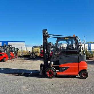 Použité vysokozdvižné vozíky LINDE E50HL/600 ELEKTRO VIERRADFRONTSTAPLER (13074115)