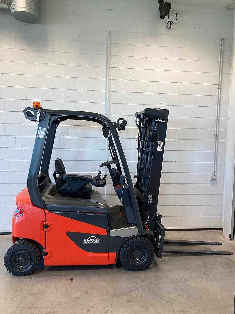 Použité vysokozdvižné vozíky LINDE EG16P/1275-02 ELEKTRO VIERRADFRONTSTAPLER (12885369)