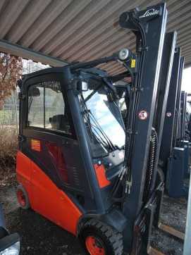 Použité vysokozdvižné vozíky LINDE H 18 D DIESEL VIERRADFRONTSTAPLER (13076018)