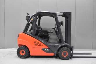 Použité vysokozdvižné vozíky LINDE H 25 D - 02 /57514/ DIESEL VIERRADFRONTSTAPLER (13061711)