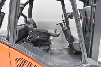 Použité vysokozdvižné vozíky LINDE H 25 D - 02 /57514/ DIESEL VIERRADFRONTSTAPLER (13061711)