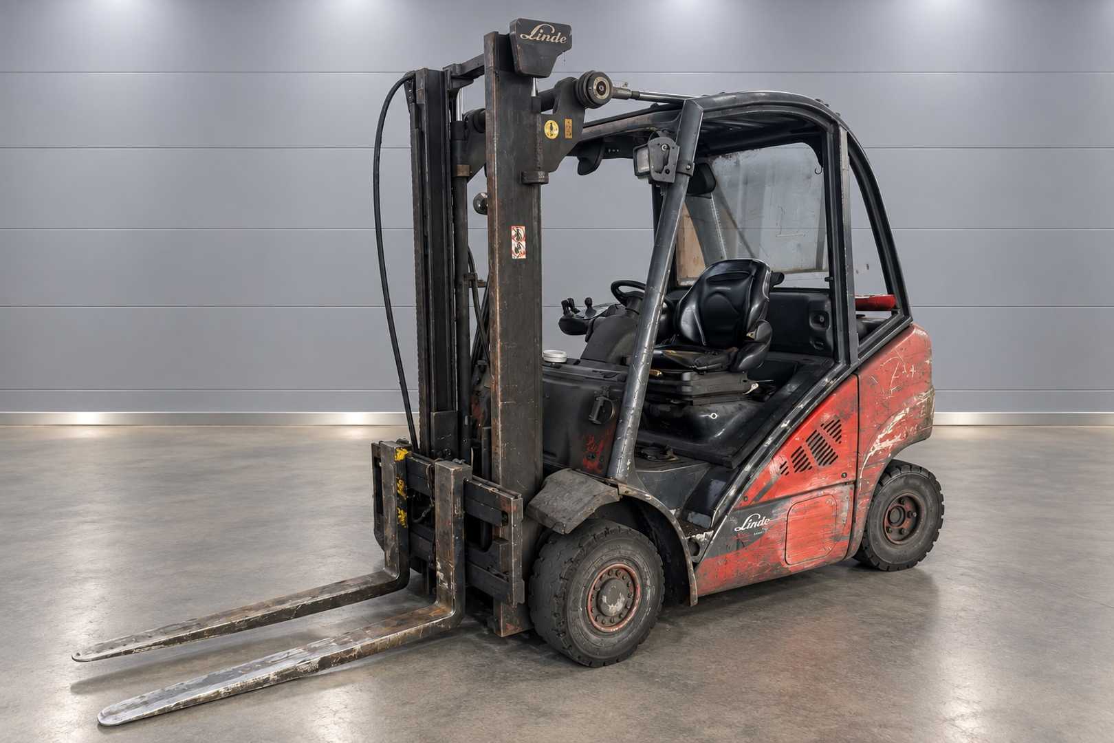 Použité vysokozdvižné vozíky LINDE H 25 D - 02 /58942/ DIESEL VIERRADFRONTSTAPLER (13071182)
