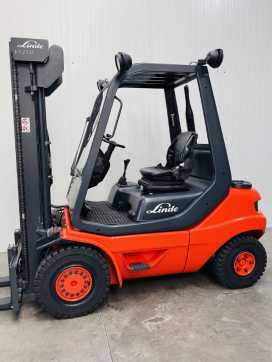 Použité vysokozdvižné vozíky LINDE H 25 D-03 original 2126h DIESEL VIERRADFRONTSTAPLER (13073428)