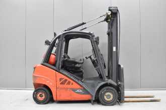 Použité vysokozdvižné vozíky LINDE H 25 T - 02 /58490/ GAS VIERRADFRONTSTAPLER (13065543)