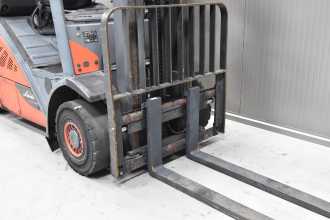 Použité vysokozdvižné vozíky LINDE H 25 T - 02 /58696/ GAS VIERRADFRONTSTAPLER (13065564)