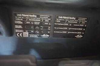 Použité vysokozdvižné vozíky LINDE H 25D-01 - Triplex - 2022er DIESEL VIERRADFRONTSTAPLER (13066232)