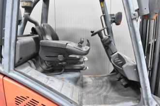 Použité vysokozdvižné vozíky LINDE H 30 D - 02 /57512/ DIESEL VIERRADFRONTSTAPLER (13061712)