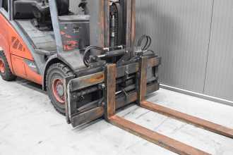 Použité vysokozdvižné vozíky LINDE H 30 D - 02 /57512/ DIESEL VIERRADFRONTSTAPLER (13061712)