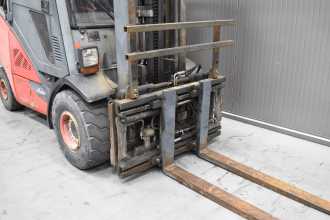 Použité vysokozdvižné vozíky LINDE H 30 D - 02 /58610/ DIESEL VIERRADFRONTSTAPLER (13072572)