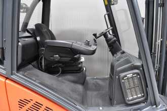 Použité vysokozdvižné vozíky LINDE H 30 T - 02 /58173/ GAS VIERRADFRONTSTAPLER (13060833)
