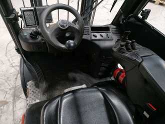 Použité vysokozdvižné vozíky LINDE H20D-01 DIESEL VIERRADFRONTSTAPLER (12864858)
