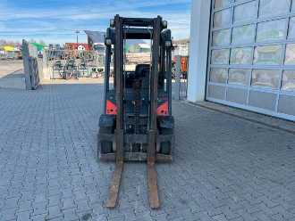 Použité vysokozdvižné vozíky LINDE H20D-02/600 / 3m / 5.145h / Diesel DIESEL VIERRADFRONTSTAPLER (13038805)