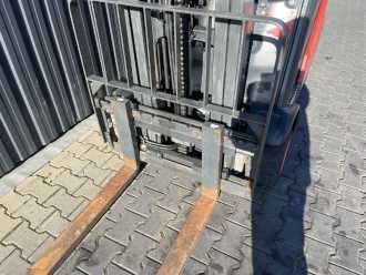 Použité vysokozdvižné vozíky LINDE H20T-01 GAS VIERRADFRONTSTAPLER (13065773)