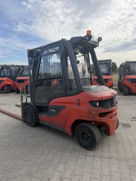Použité vysokozdvižné vozíky LINDE H30D-01/1202 DIESEL VIERRADFRONTSTAPLER (13070721)
