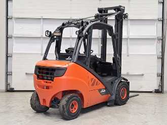 Použité vysokozdvižné vozíky LINDE H30D-02 DIESEL VIERRADFRONTSTAPLER (12957030)