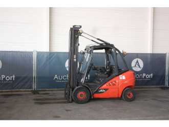 Použité vysokozdvižné vozíky LINDE H30D-02 DIESEL VIERRADFRONTSTAPLER (13039006) backdrop