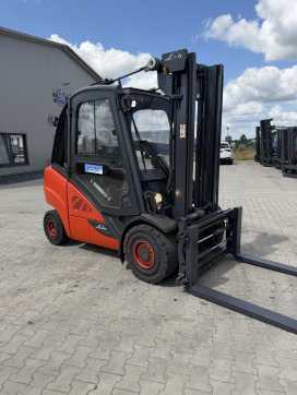Použité vysokozdvižné vozíky LINDE H30D-02 DIESEL VIERRADFRONTSTAPLER (13070720)