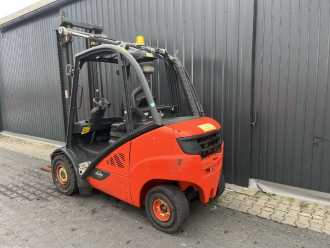 Použité vysokozdvižné vozíky LINDE H30D-02 DIESEL VIERRADFRONTSTAPLER (13074875)