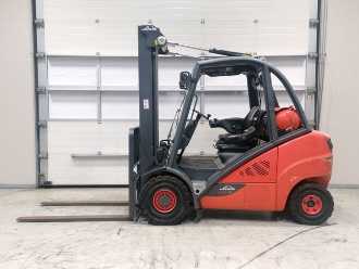 Použité vysokozdvižné vozíky LINDE H30T-02 GAS VIERRADFRONTSTAPLER (12888903)