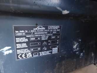 Použité vysokozdvižné vozíky LINDE H35D-01 DIESEL VIERRADFRONTSTAPLER (13075902)
