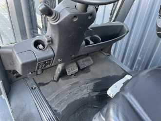 Použité vysokozdvižné vozíky LINDE H35T-02 GAS VIERRADFRONTSTAPLER (13066812)
