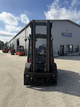 Použité vysokozdvižné vozíky LINDE H45D-01 DIESEL VIERRADFRONTSTAPLER (13067507)