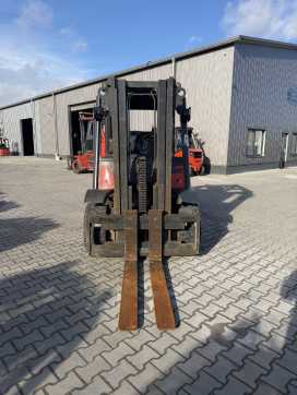 Použité vysokozdvižné vozíky LINDE H45D Containerfähig DIESEL VIERRADFRONTSTAPLER (13075332)