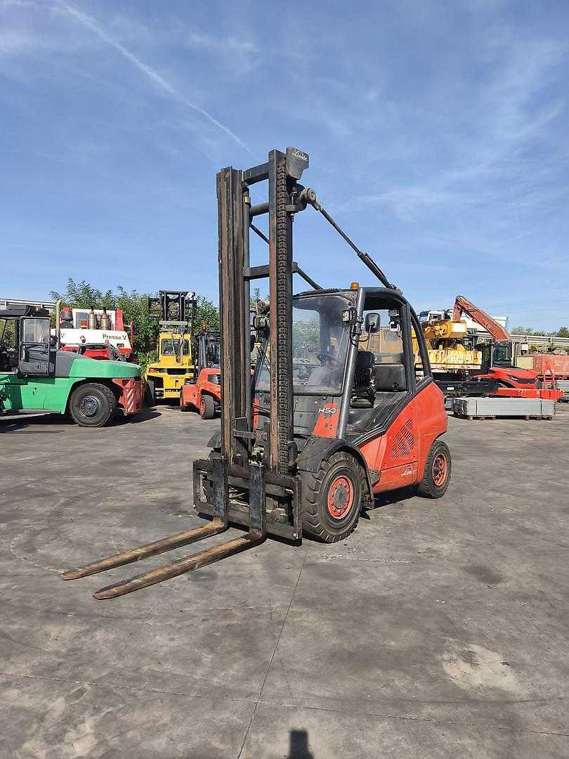Použité vysokozdvižné vozíky LINDE H50D-01 DIESEL VIERRADFRONTSTAPLER (13075882)