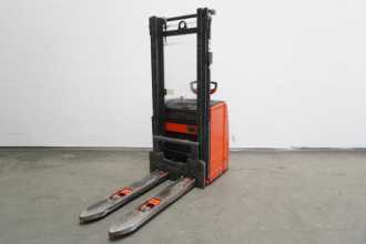 Použité vysokozdvižné vozíky LINDE L 14 1173 ELEKTRO HOCHHUBWAGENDEICHSEL (13026260)