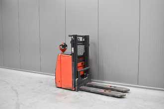Použité vysokozdvižné vozíky LINDE L 14 /58880/ ELEKTRO HOCHHUBKOMMISSIONIERER (13074783) backdrop