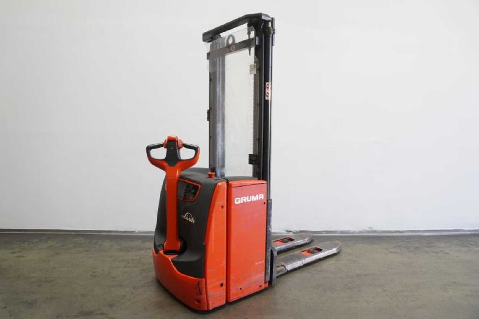Použité vysokozdvižné vozíky LINDE L 16 1173 ELEKTRO HOCHHUBWAGENDEICHSEL (13068649)