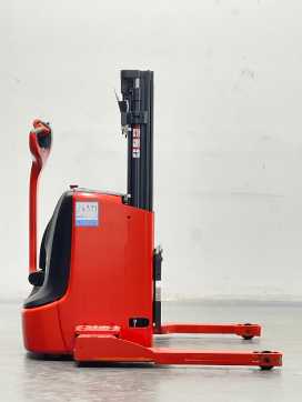 Použité vysokozdvižné vozíky LINDE L06AS-1172 ELEKTRO HOCHHUBWAGENDEICHSEL (13058637)